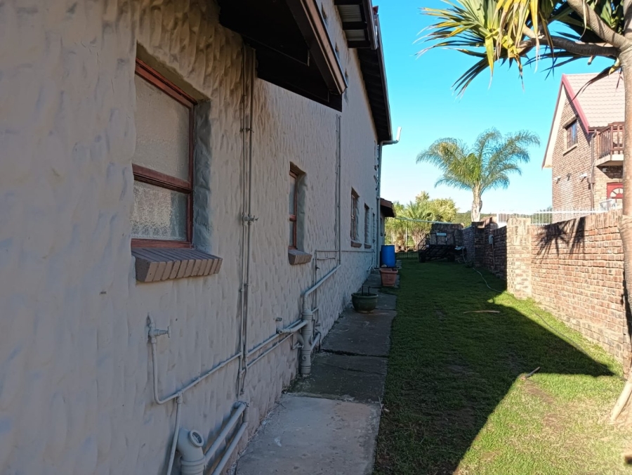 4 Bedroom Property for Sale in Winterhoek Park Eastern Cape